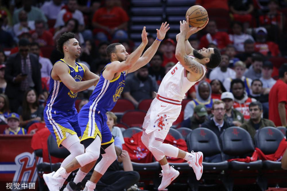 巨头的持球 巨头的持球