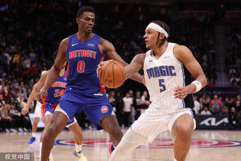 在激烈的联 在激烈的联